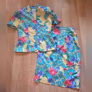 Safe Silk Floral Two-Piece Set Size 6 Yellow and Blue 100% Silk Lined